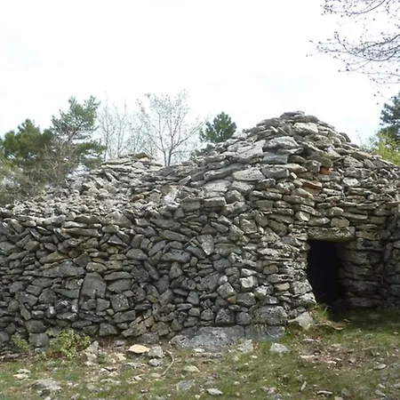 Holiday home Au Calme Dans Village *